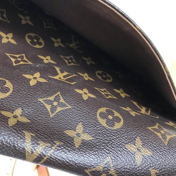💎✨DISCONTINUED💎✨ LOUIS VUITTON CROSSBODY - Picture 13 of 15